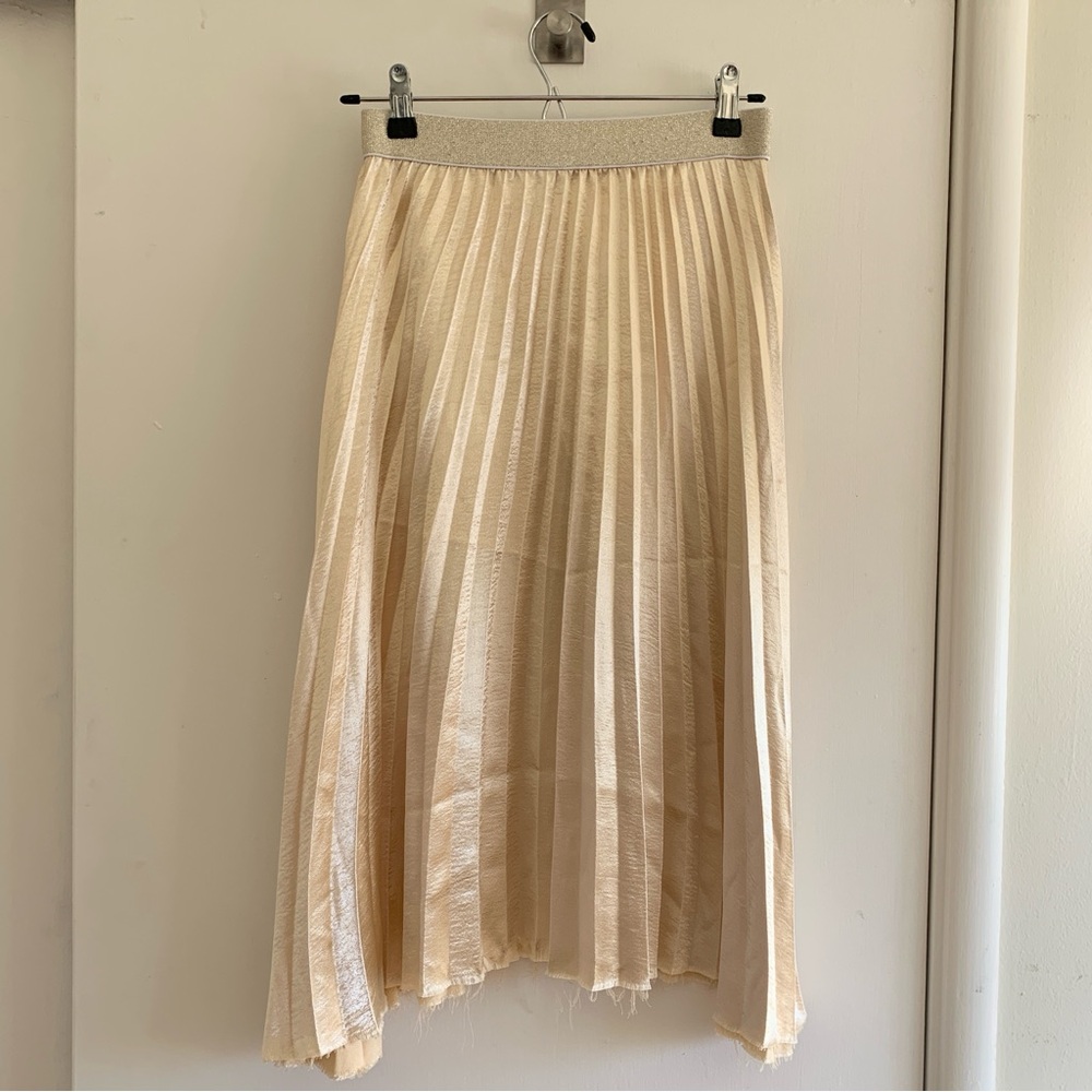 PINKYOTTO gold pleated midi skirt